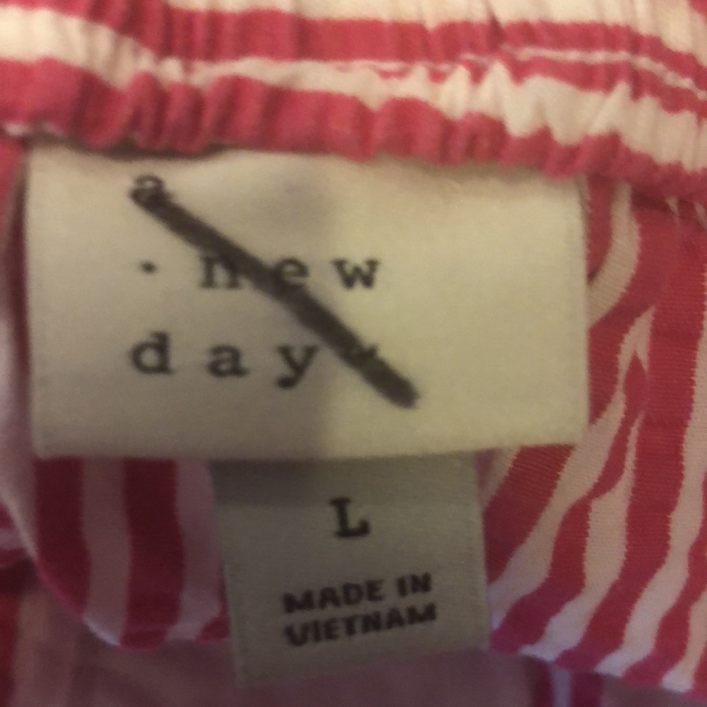 A new day seersucker shorts large - Picture 2 of 2